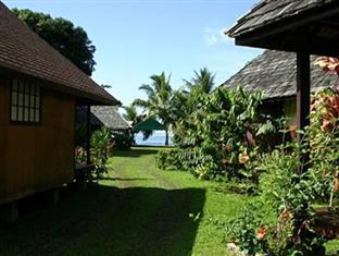 Tauhanihani Village Lodge La Vague Bleue Teahupoo Extérieur photo